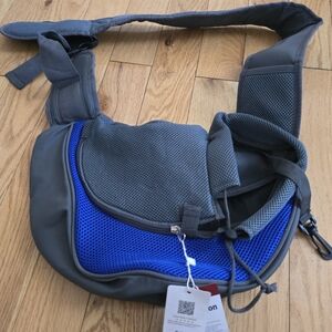 NEW. Dog Carrying bag